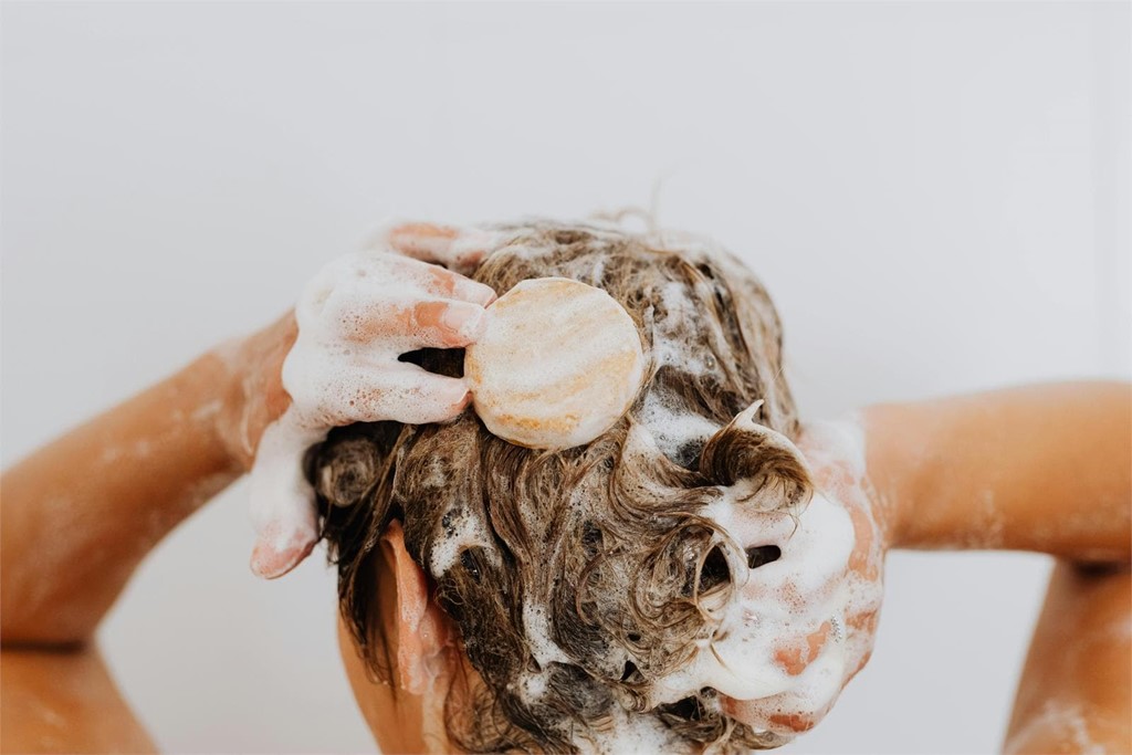 3 consejos para proteger tu pelo en verano