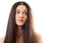 Cómo controlar el encrespamiento del cabello