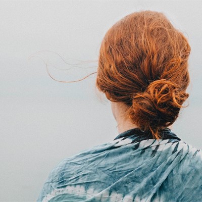 ¿Cómo controlar el pelo encrespado?